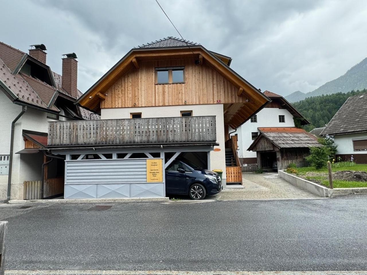 Apartament Gloria - *